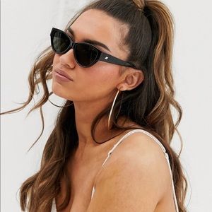 Le Specs Eureka Cat Eye Sunglasses Black